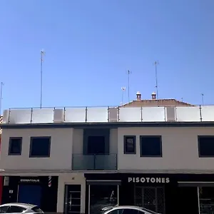 Soleada, Amplia Y Renovada Vivienda Granada