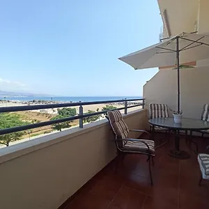 Precioso Con Terraza Y Vistas Al Mar Torre Del Mar