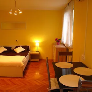 https://apartment-vrhovnikova.hotels-in-ljubljana.com